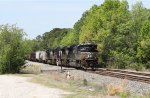 NS 1101 leads train 350-22 eastbound